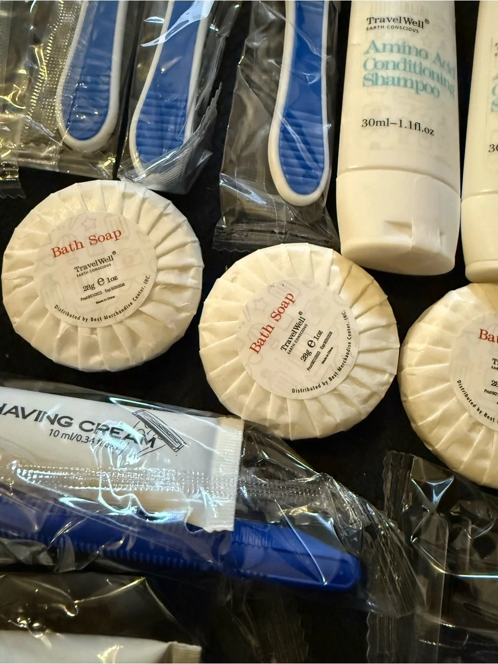Travel toiletries - 4 sets